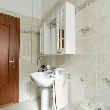 Maria By Interhome *